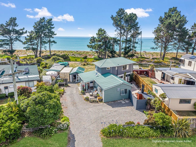 47 Chamberlain Avenue, Amberley, Amberley - Carousel 1