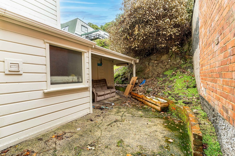 100 Queen Street, North Dunedin, Dunedin - Carousel 18