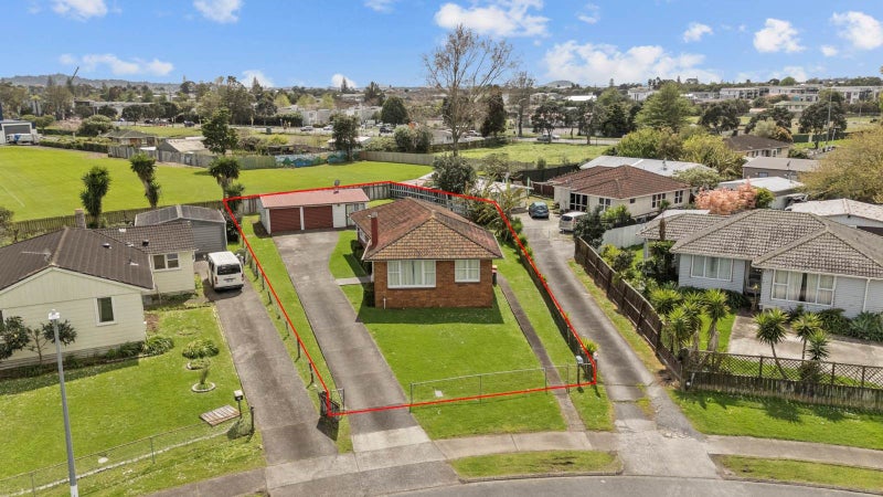 24 Caravelle Close, Mangere, Auckland - Carousel 1