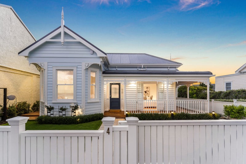 4 Clarence Road, Northcote Point, Auckland - Carousel 1