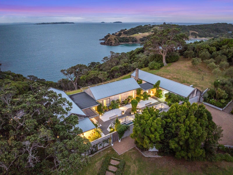 155 Nick Johnstone Drive, Waiheke Island, Waiheke Island - Carousel 1