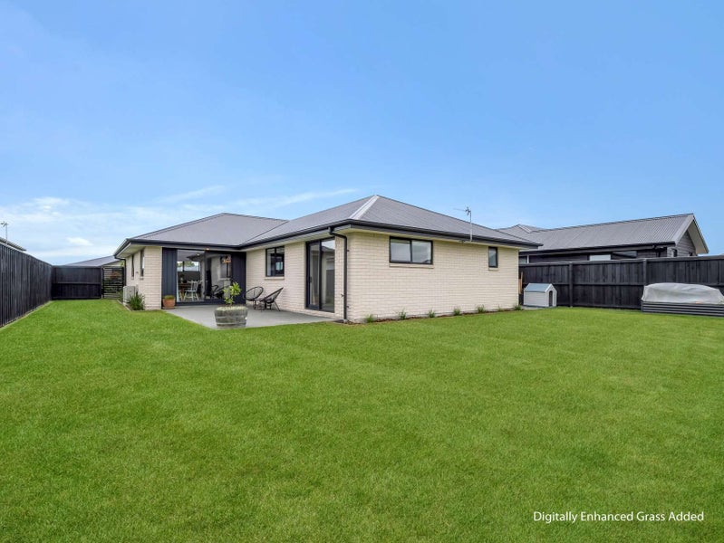 75 Faulks Drive, Lincoln, Lincoln - Carousel 2