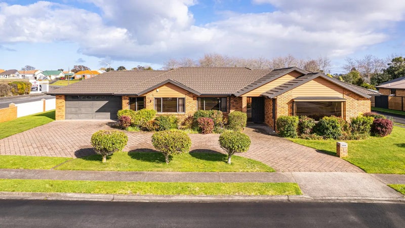 1 Gilligan Close, College Estate, Whanganui - Carousel 1