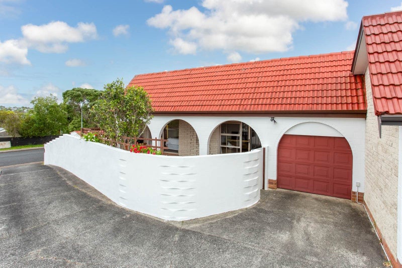 1/24 Geoffrey Road, Torbay, Auckland - Carousel 1