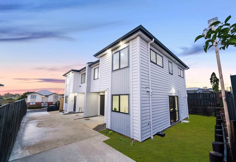 14D Volante Avenue, Wattle Downs, Manukau City, Auckland - Carousel 1