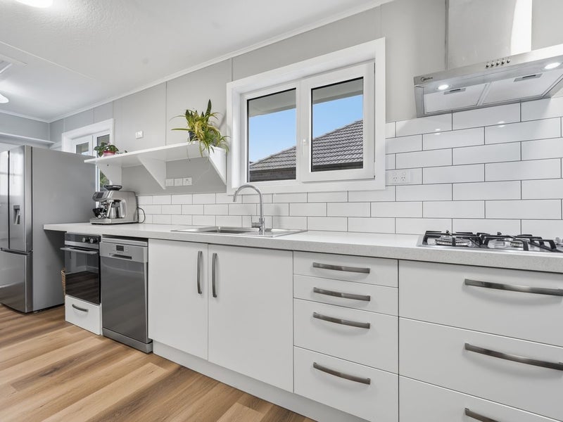 51 Marlow Road, Aranui, Christchurch - Carousel 2