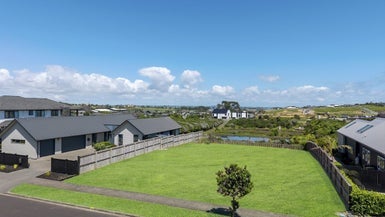 38 Karo Road, Beachlands, Auckland - Carousel 1