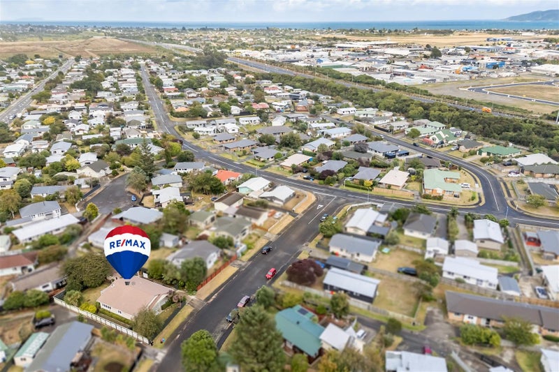 37 Linwood Drive, Paraparaumu - Carousel 27