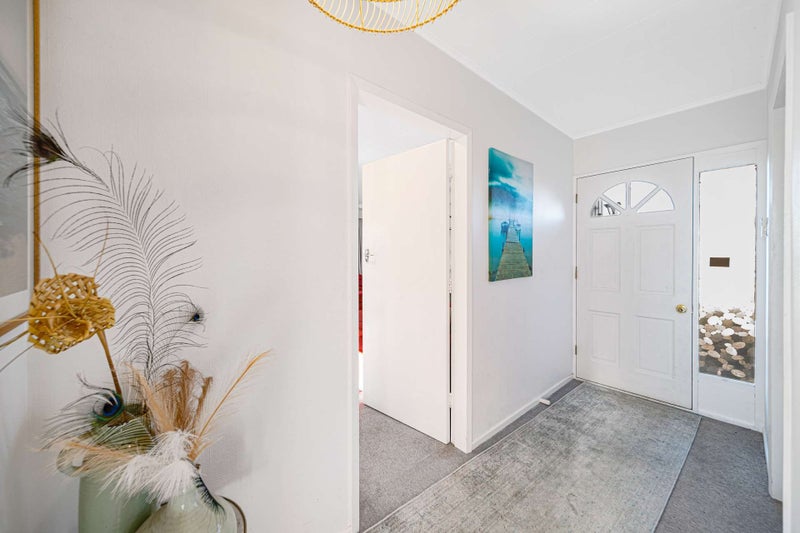 183 Eden Street, Oamaru - Carousel 2