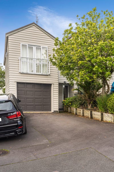 14/30 John Jennings Drive, Oteha, Auckland - Carousel 2