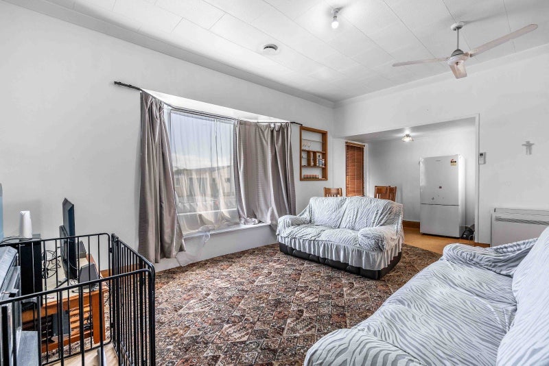 216 Spey Street, Invercargill - Carousel 2