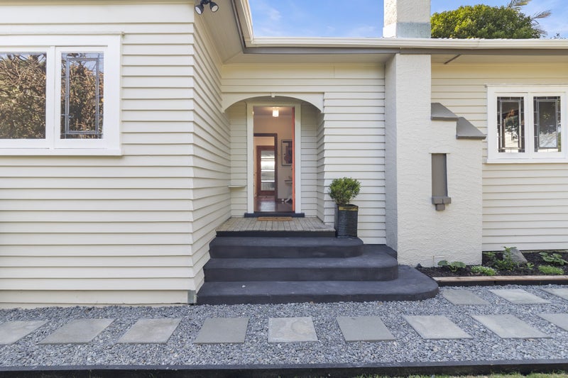 77A Canal Road, Avondale, Auckland - Carousel 2