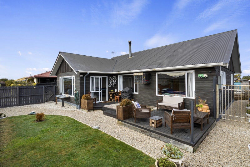 22 Amberley Beach Road, Amberley, Amberley - Carousel 1