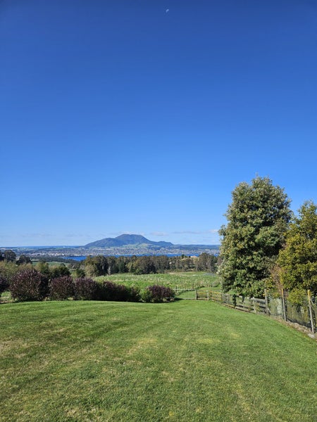 8 Lens Way, Acacia Bay, Taupo, Waikato - Carousel 2