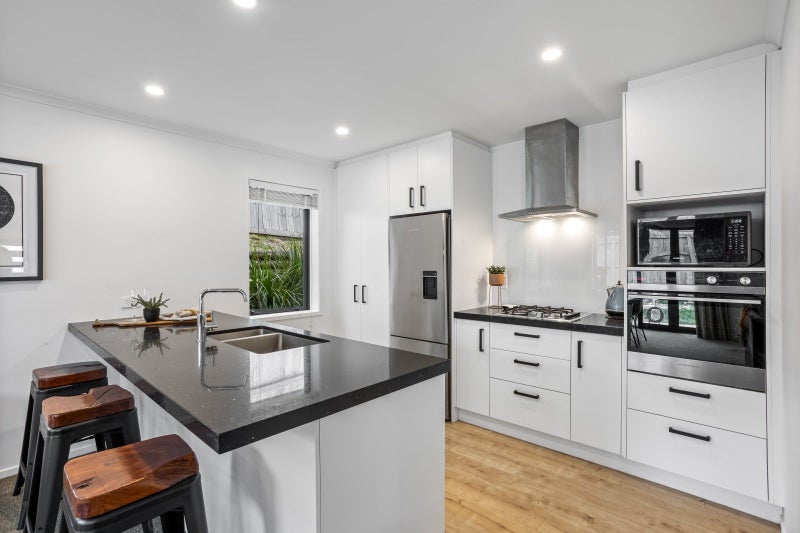 32 Accolage Boulevard, Kumeu - Carousel 2