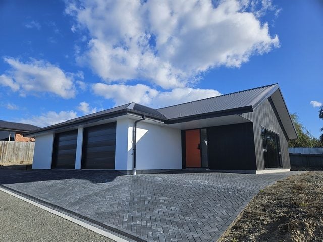 18 Mahoneys Hill Road, Oceanview, Timaru - Carousel 1