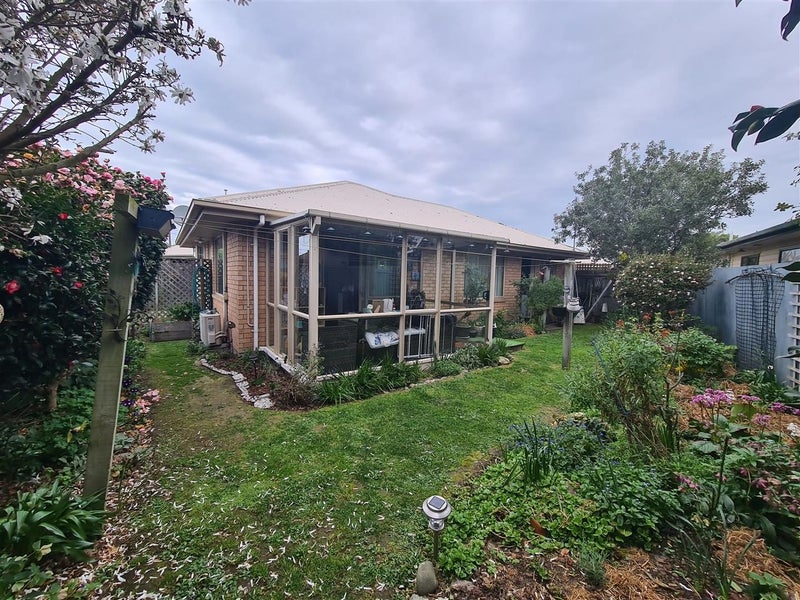 35C Digby Place, Bromley, Christchurch - Carousel 11