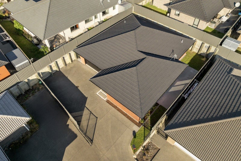8 Godwit Lane, Welcome Bay, Tauranga - Carousel 1