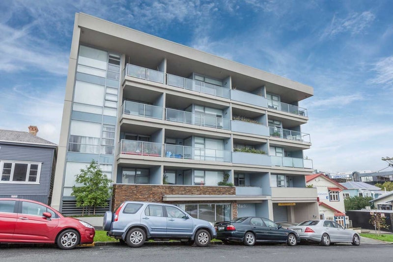 2I/33 Mackelvie Street, Grey Lynn, Auckland - Carousel 9