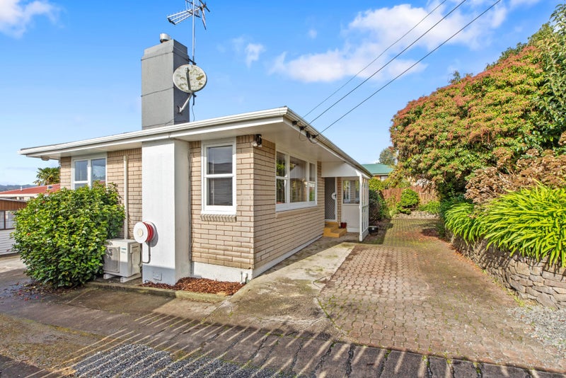 8 Simmonds Grove, Greerton, Tauranga - Carousel 12