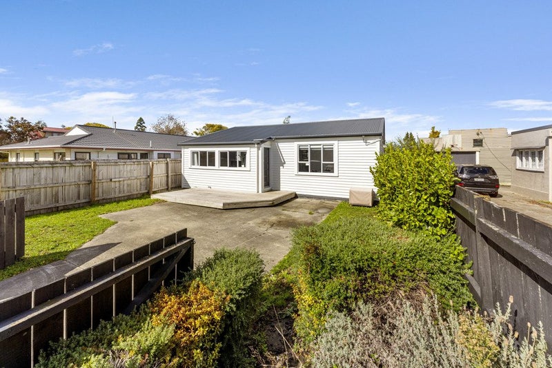 18 McGregor Street, Milson, Palmerston North - Carousel 9
