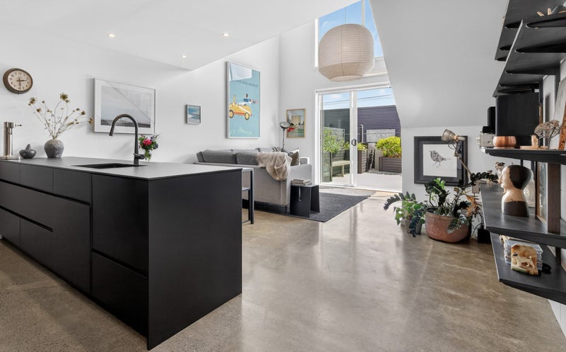 48D SYDNEY STREET, PETONE, LOWER HUTT - Carousel 1