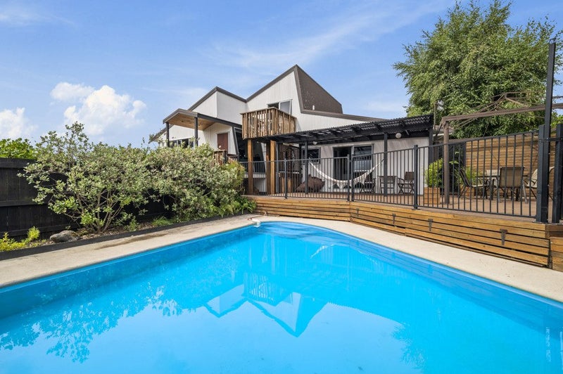 1 Waitawa Place, Lynmore, Rotorua - Carousel 1