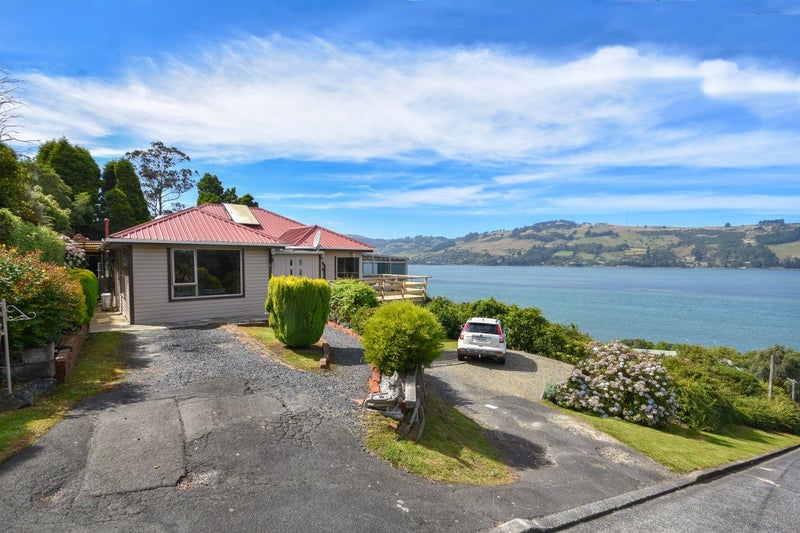 6 Jessie Street, Maia, Dunedin - Carousel 1