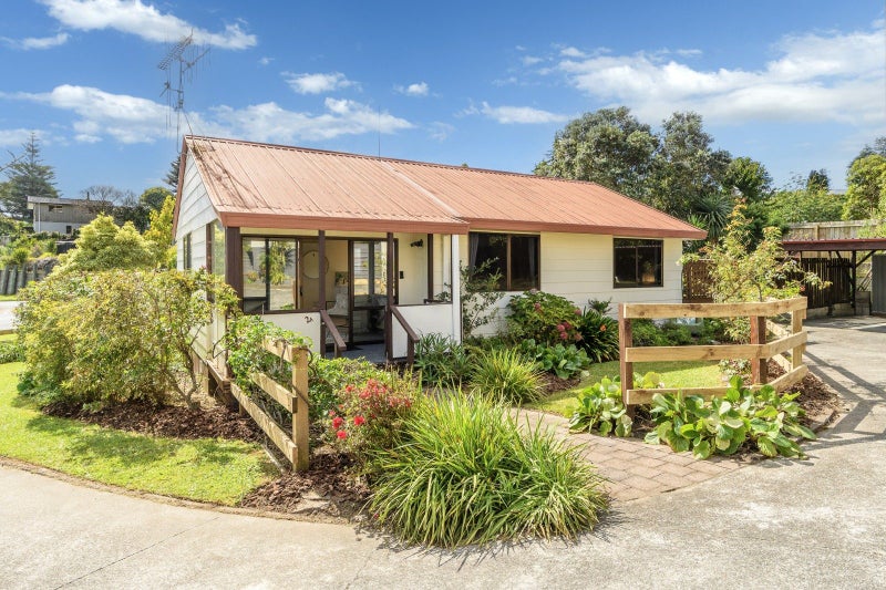 2A Westwood Street, Bellevue, Tauranga - Carousel 1