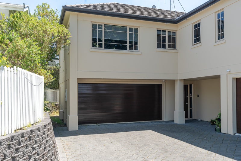 23B Palmerston Street, Hamilton Central, Hamilton - Carousel 1