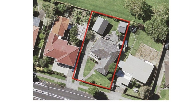 108 Gills Road, Bucklands Beach, Auckland - Carousel 1