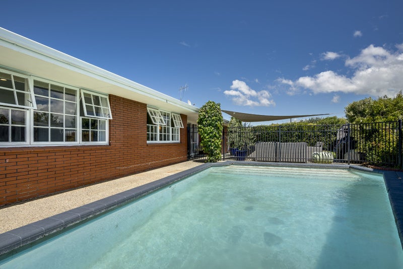26 Donegal Crescent, Tamatea, Napier - Carousel 1