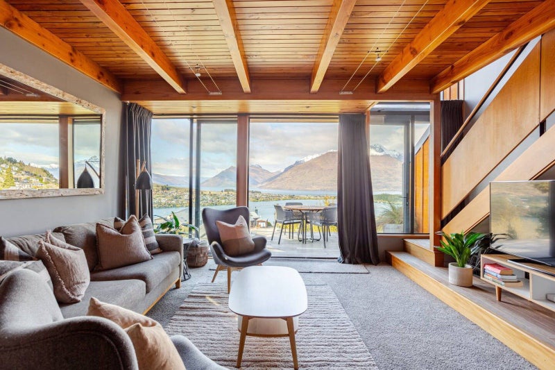 5 Stone Ridge Place, Queenstown, Queenstown - Carousel 2