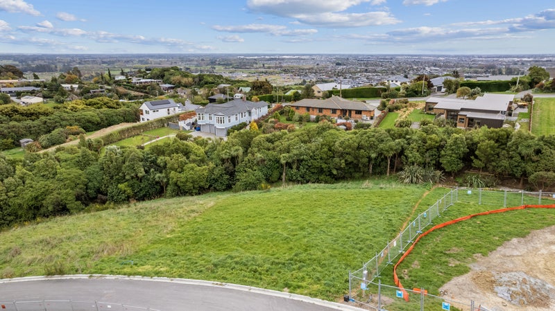 4 Larnder Lane, Kennedys Bush, Christchurch - Carousel 1