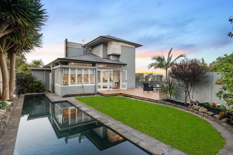 8 Almorah Place, Epsom, Auckland - Carousel 1
