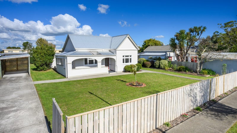 13 Sandilands Street, Feilding, Feilding - Carousel 1