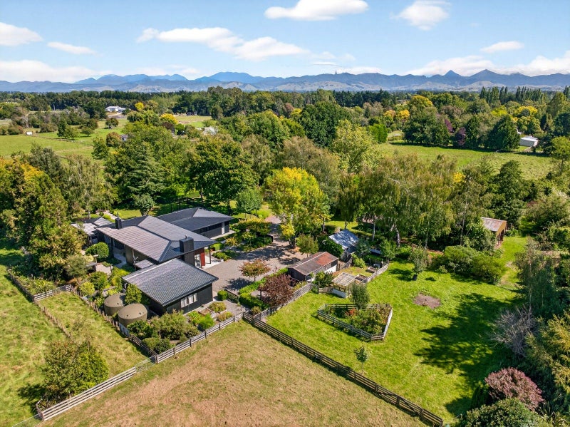 35 Homebush Road, Homebush, Masterton - Carousel 50