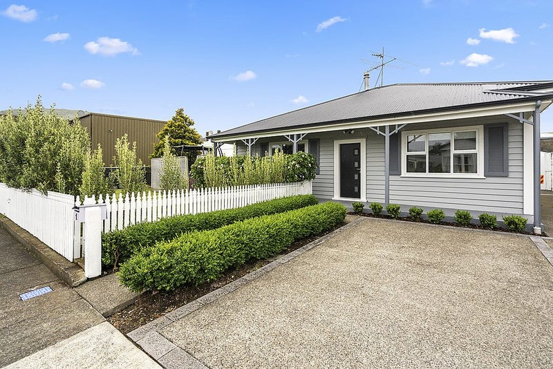 1 Titoki Street, Alicetown, Lower Hutt - Carousel 1