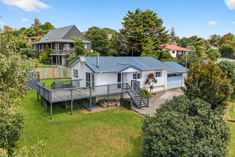 16 Puawai Street, Kaiwaka, Kaiwaka - Carousel 1