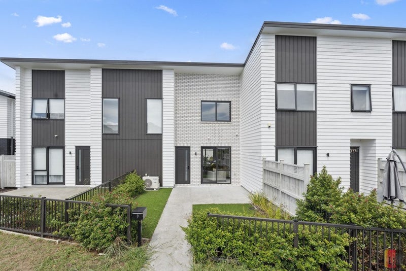 9 Adlam Lane, TAKANINI, TAKANINI - Carousel 1