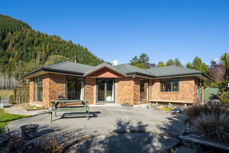 158 Wakamarina Road, Havelock - Carousel 2