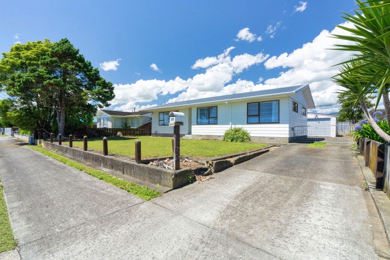 33 Solway Street, Levin, Levin - Carousel 1
