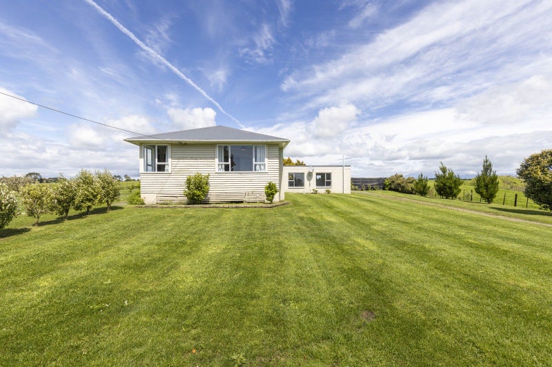 260 Main North Road, Motunui, Waitara - Carousel 1