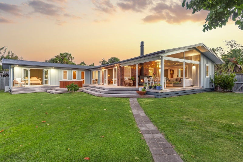 8A Bronte Place, Leamington, Cambridge - Carousel 1