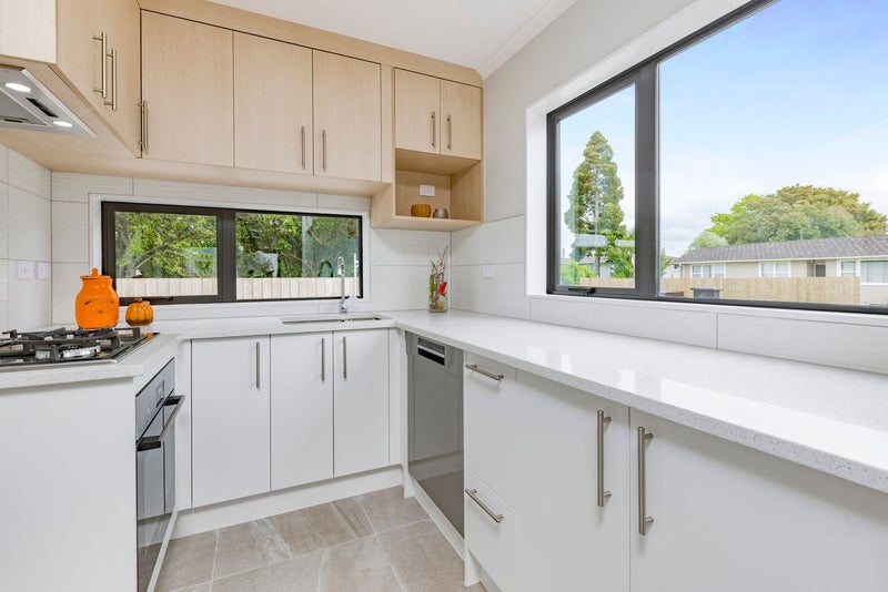 17c Brightwell Street, Pahurehure, Papakura, Auckland - Carousel 2