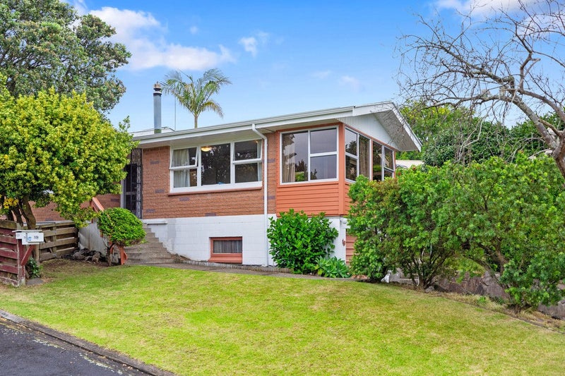 19 Otumoetai Road, Judea, Tauranga - Carousel 2