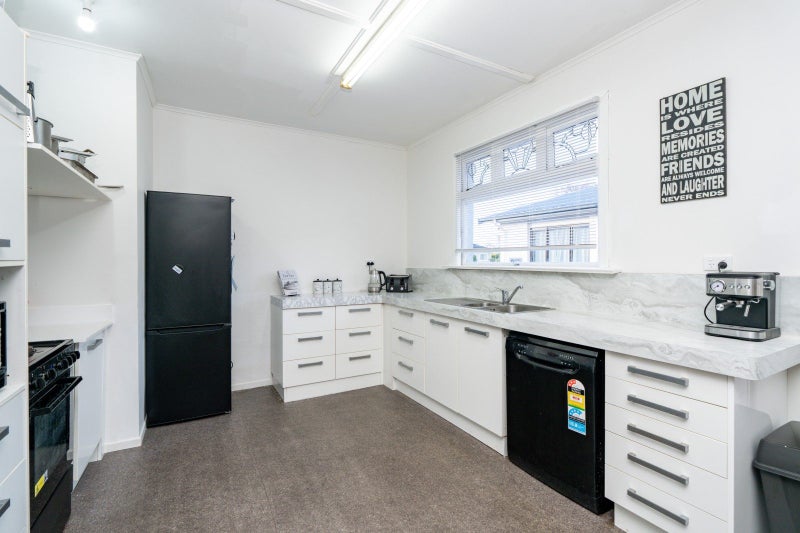25 Beatty Street, Strathern, Invercargill - Carousel 2