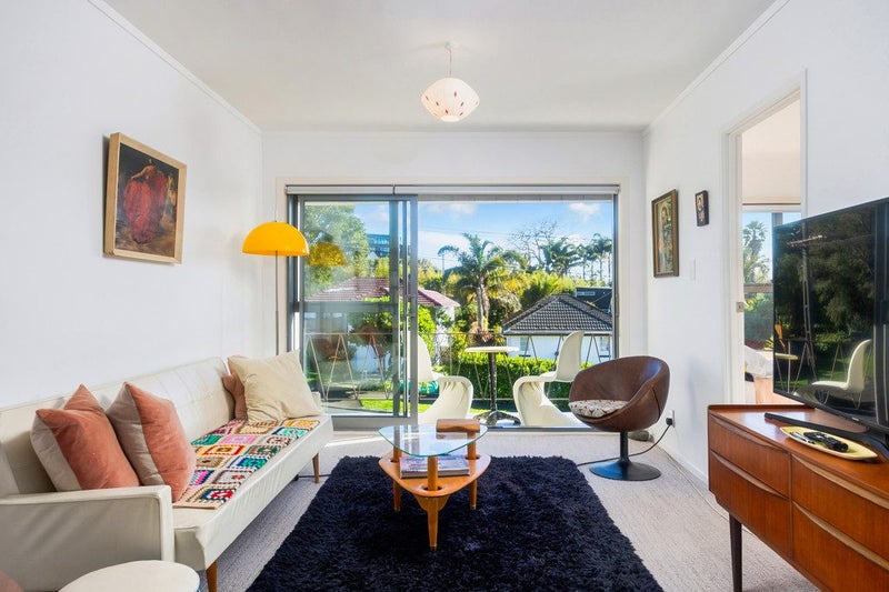 6/8 Western Springs Road, Western Springs, Auckland - Carousel 1