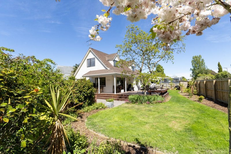 19 McKenzie Place, Waikuku Beach, Waikuku Beach - Carousel 1
