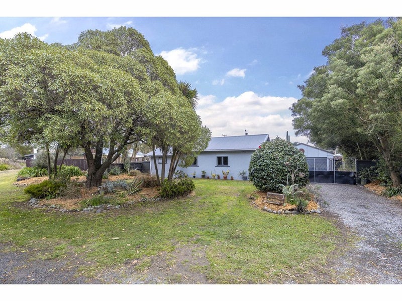 16 Grierson Avenue, Amberley, Amberley - Carousel 23